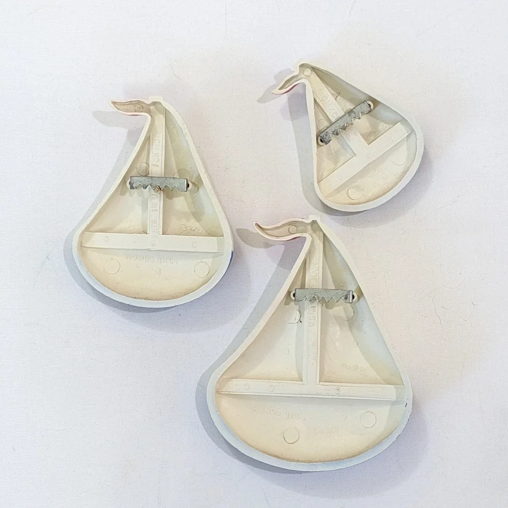 Vintage Sailboat Nautical Beach Lake Seaside Plastic Wall Decor Set -Homco USA